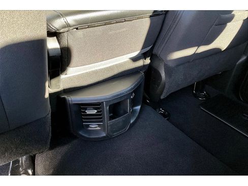 Certified 2024 RAM 3500 Big Horn image 31