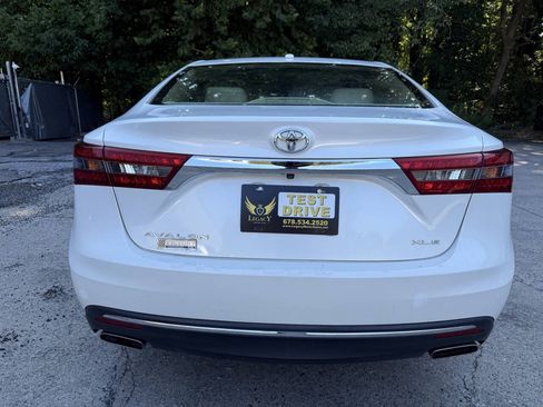 Used 2016 Toyota Avalon XLE FWD image 4