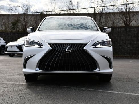 New 2025 Lexus ES 350 w/ Premium Package image 2