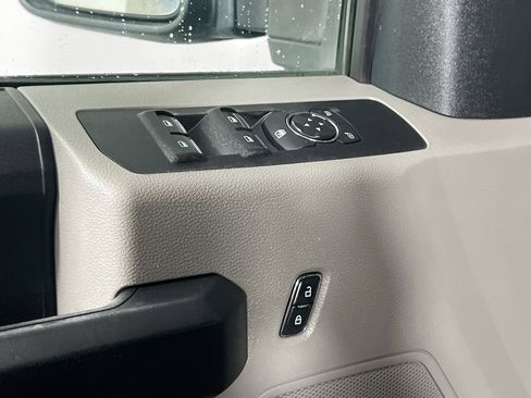 Used 2019 Ford F250 XL w/ STX Appearance Package AWD/4WD image 14