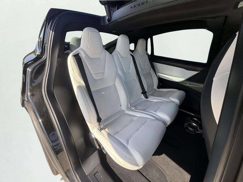 Used 2017 Tesla Model X 75D AWD/4WD image 15