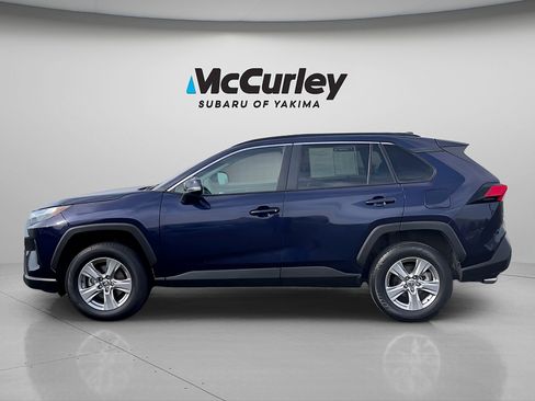 Used 2024 Toyota RAV4 XLE FWD image 9
