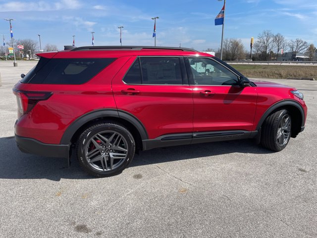 New 2026 Ford Explorer ST w/ Sun And Sound Package AWD/4WD image 15