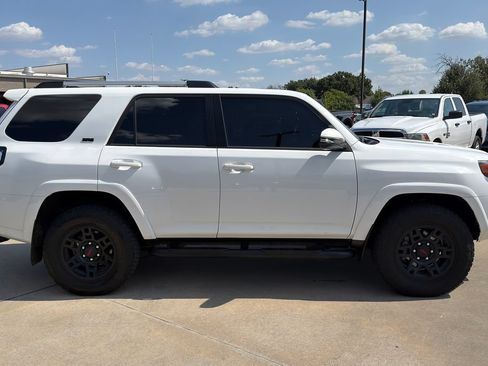 Used 2024 Toyota 4Runner SR5 Premium w/ Moonroof Package AWD/4WD image 4