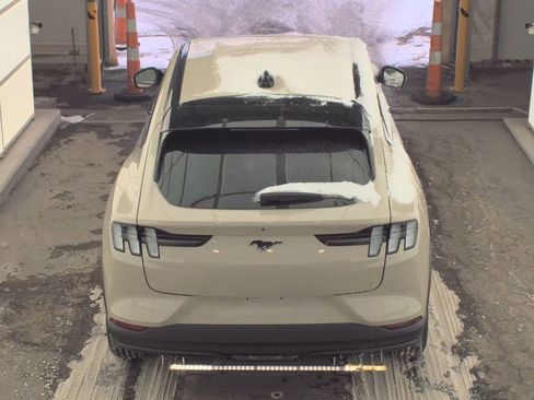 Used 2025 Ford Mustang Mach-E Select w/ Comfort Package Lite image 6