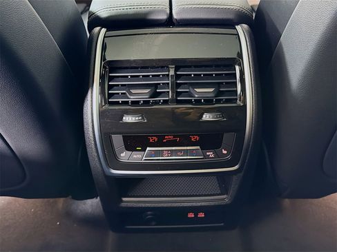 New 2026 BMW X5 xDrive40i w/ Climate Comfort Package image 28