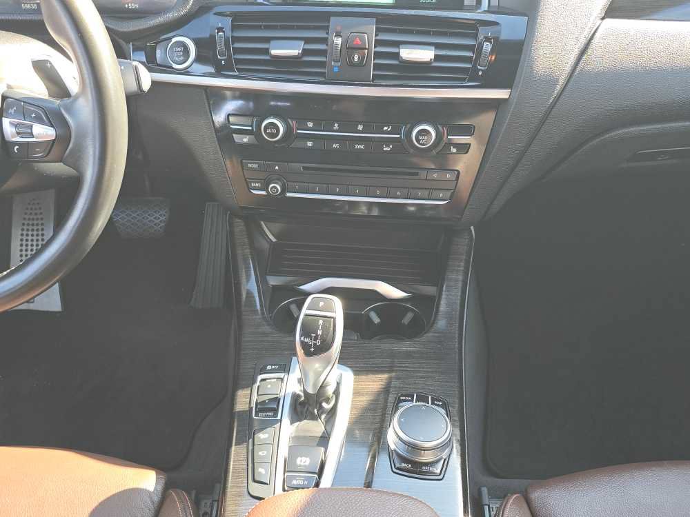 Used 2018 BMW X4 xDrive28i w/ Premium Package Enhanced AWD/4WD image 13