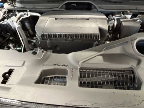 New 2025 Honda Pilot TrailSport image 12