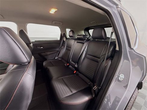 Certified 2025 Nissan Rogue SV image 8