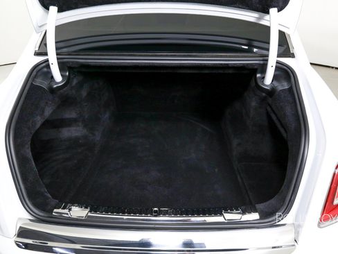 Certified 2024 Rolls-Royce Phantom Sedan RWD image 27