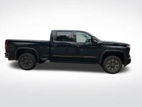 Certified 2024 Chevrolet Silverado 2500 High Country w/ High Country Premium Package image 5