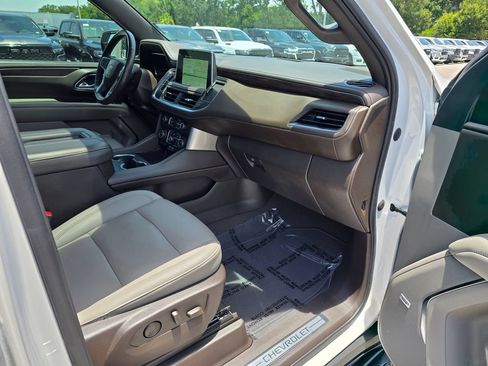 Used 2022 Chevrolet Tahoe LT w/ LT Signature Plus Package RWD image 34