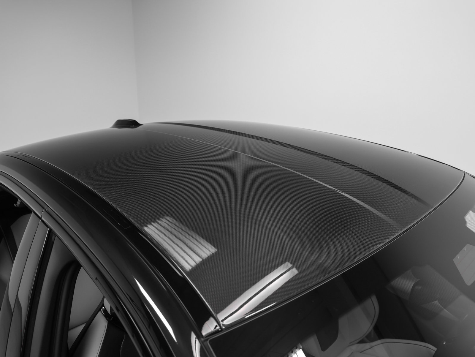 Used 2026 BMW M5 w/ Carbon Package AWD/4WD image 15