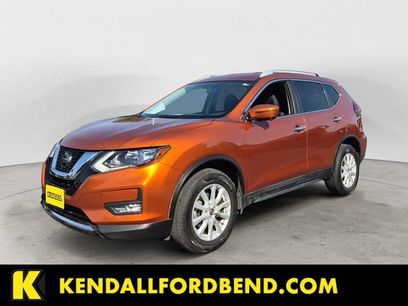 Used 2018 Nissan Rogue SV w/ Premium Package