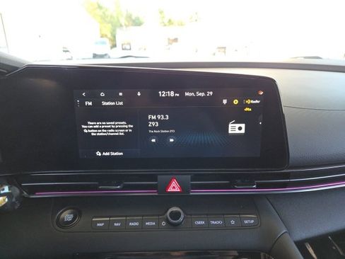 Used 2022 Hyundai Elantra N image 53