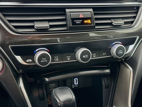 Used 2019 Honda Accord Sport image 22