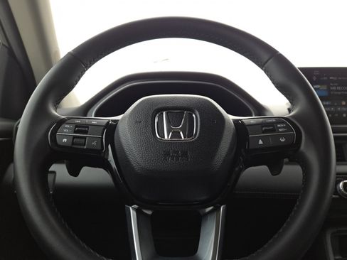 Used 2025 Honda Pilot EX-L image 28