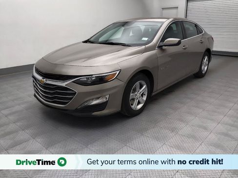 Used 2025 Chevrolet Malibu LS FWD image 1