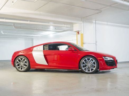 Used 2012 Audi R8 V10 AWD/4WD image 2