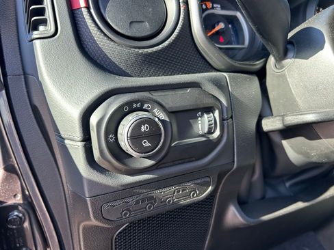 New 2026 Jeep Gladiator Rubicon w/ Steel Power Dome Hood Package AWD/4WD image 12