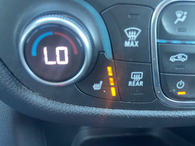 Used 2019 Chevrolet Equinox LT AWD/4WD image 25