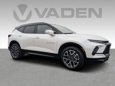New 2025 Chevrolet Blazer RS w/ Driver Confidence II Package image 34