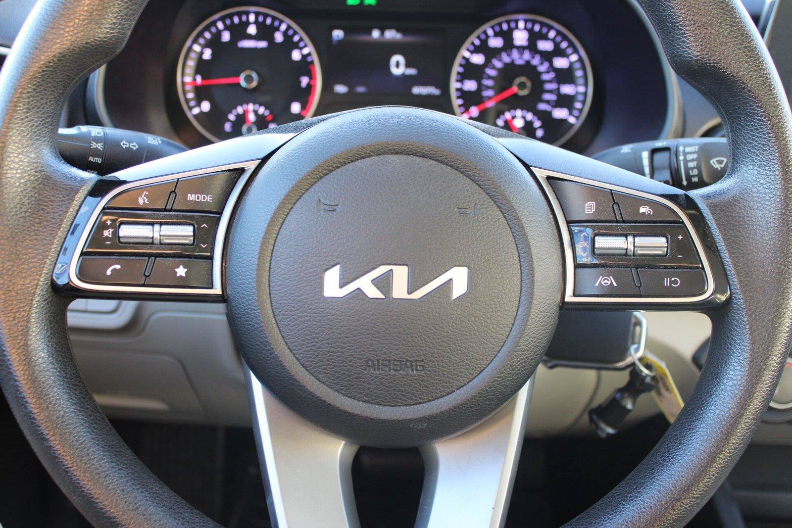 Used 2023 Kia Forte LXS FWD image 23