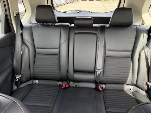 Certified 2026 Nissan Rogue SV AWD/4WD image 19