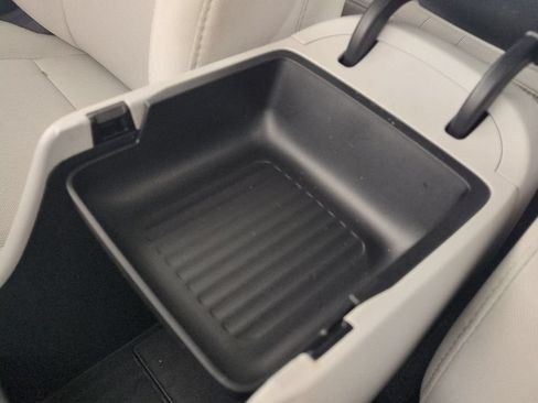 Used 2025 Hyundai Kona SEL FWD image 25