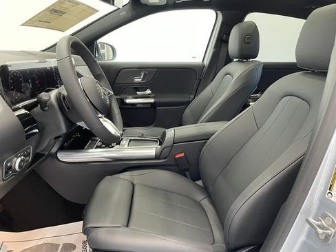 New 2026 Mercedes-Benz GLA 250 image 18