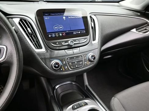 Used 2024 Chevrolet Malibu LT FWD image 40