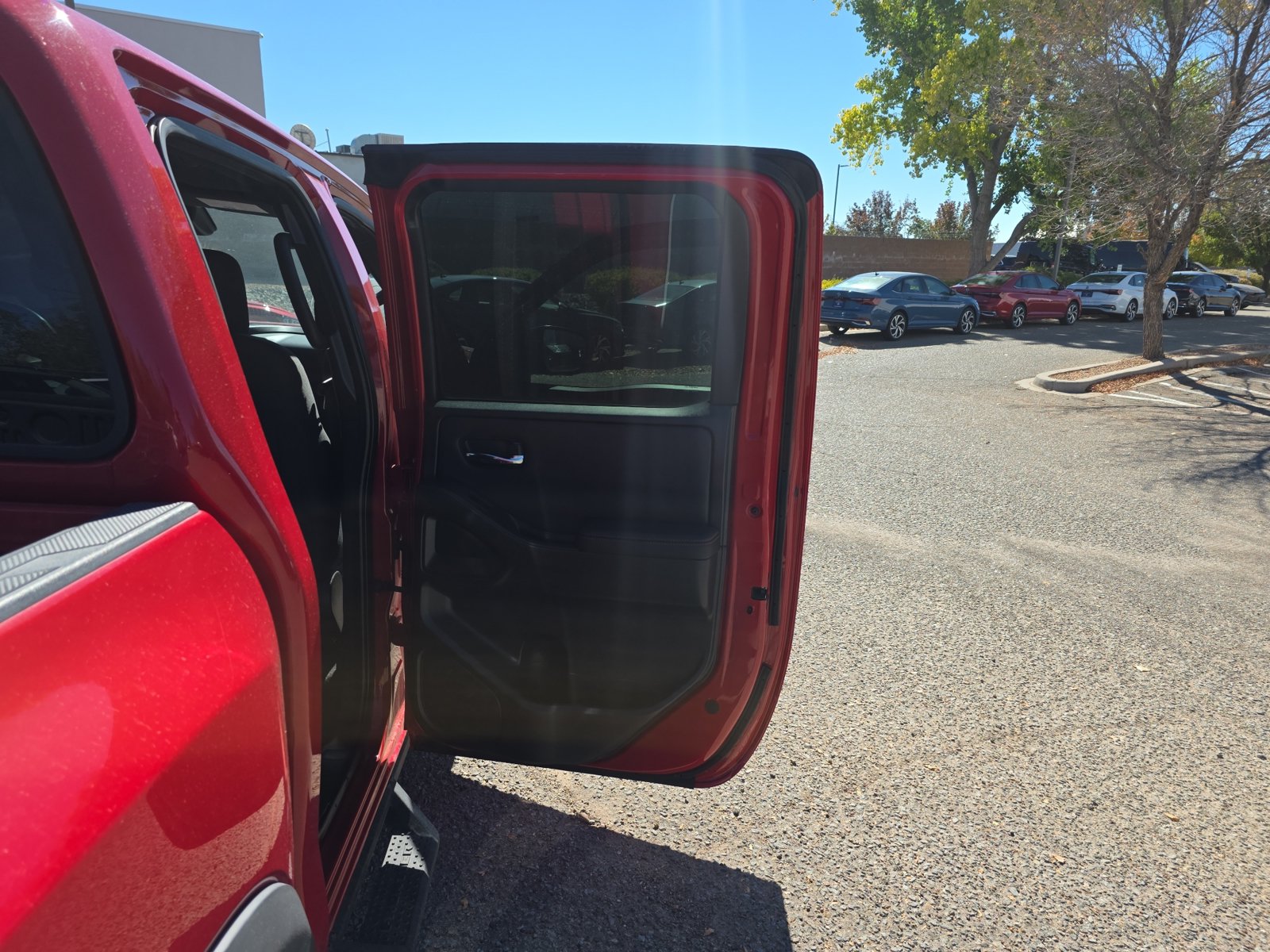 Used 2022 Nissan Frontier Pro-X RWD image 16