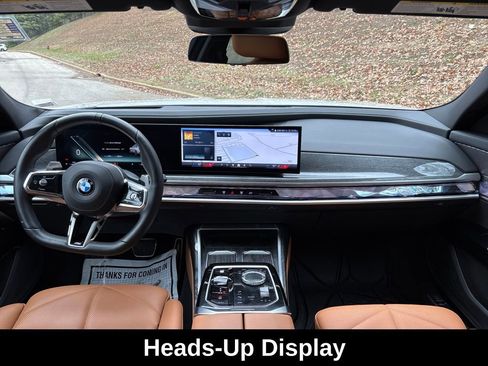 Used 2025 BMW 740i xDrive image 15