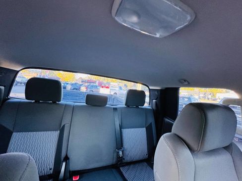 Used 2017 Toyota Tundra SR5 image 11