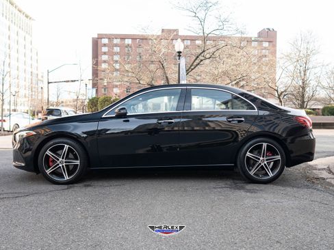 Used 2019 Mercedes-Benz A 220 image 4
