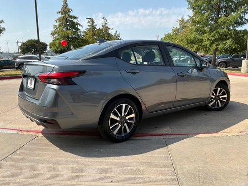 Used 2025 Nissan Versa SV FWD image 6