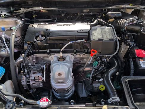 Used 2014 Honda Accord Sport image 43