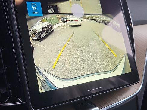 New 2026 Volvo XC60 B5 Plus w/ Protection Package Premier image 7