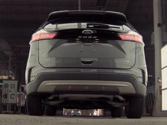 Used 2024 Ford Edge SEL w/ Convenience Package AWD/4WD image 7