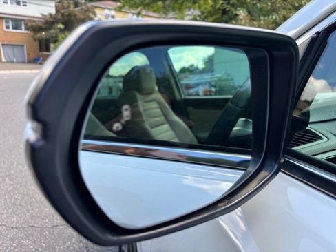 Used 2017 Honda CR-V EX image 13