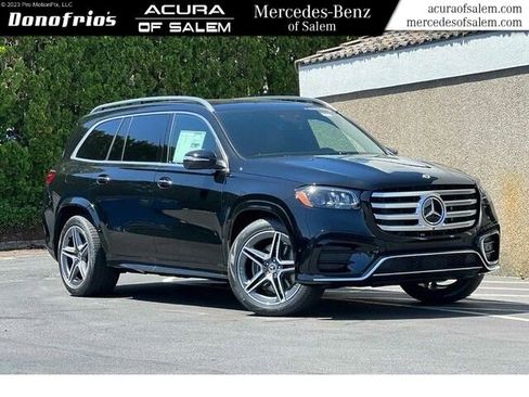 Used 2024 Mercedes-Benz GLS 450 4MATIC image 1