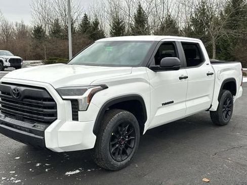 New 2026 Toyota Tundra SR5 image 3