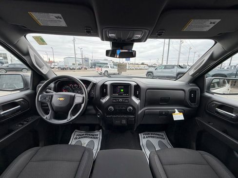 Used 2022 Chevrolet Silverado 1500 Custom image 16