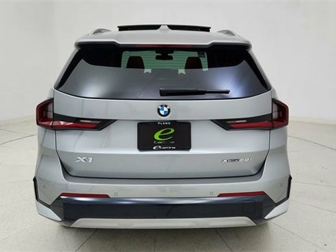 Used 2025 BMW X1 xDrive28i image 5