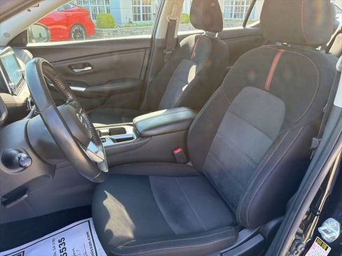 Used 2023 Nissan Sentra SR w/ Midnight Edition Package FWD image 9