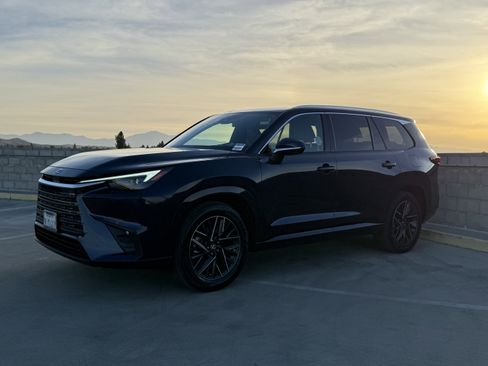 Used 2024 Lexus TX 350 FWD image 8