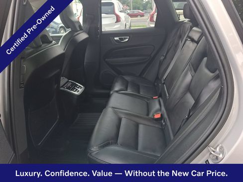 Certified 2023 Volvo XC60 B5 Ultimate w/ Climate Package AWD/4WD image 11