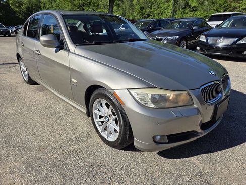 Used 2010 BMW 328i xDrive Sedan AWD/4WD image 6