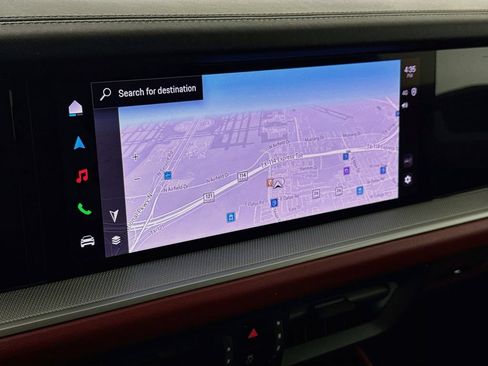 Certified 2024 Porsche Cayenne AWD/4WD image 18