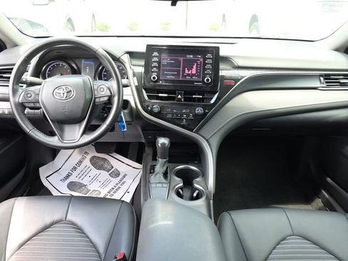 Used 2024 Toyota Camry SE FWD image 23